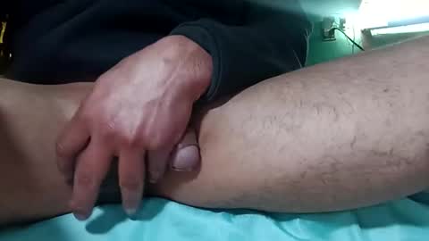 Snapshot of stanley204289748 chatting on 01-19-26, 09:24 stanley204289748 online show from 01-19-26, 09:24