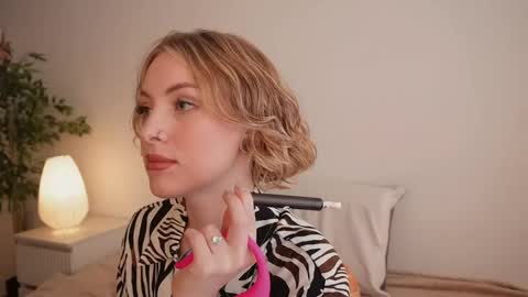 Kristina online show from 04-08-26, 01:44