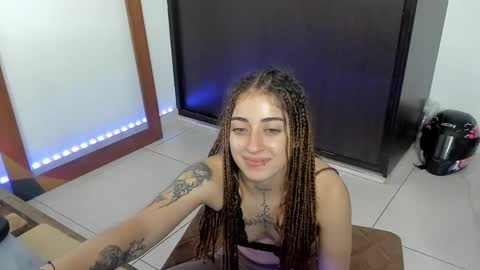 Snapshot of star_shooting chatting on 09-13-25, 01:05 star_shooting online show from 09-13-25, 01:05