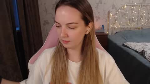 Alice online show from 12-21-24, 03:03