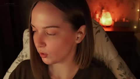 Alice online show from 03-06-25, 01:46