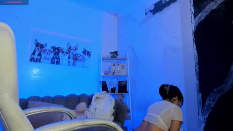 Snapshot of starbutterflyy_ chatting on 10-03-25, 03:58 STAR online show from 10-03-25, 03:58