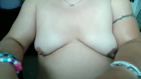 Snapshot of starella___saxxxton chatting on 06-05-26, 05:29 starella___saxxxton online show from 06-05-26, 05:29