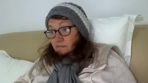 Snapshot of starlagurl chatting on 01-19-25, 11:01 starlagurl online show from 01-19-25, 11:01