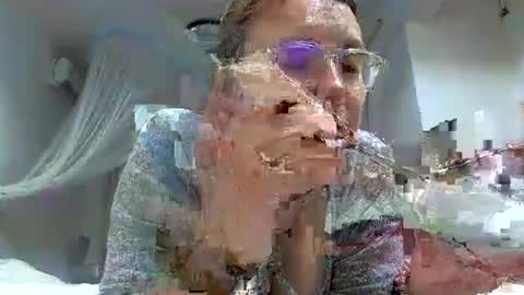 Snapshot of starlagurl chatting on 03-08-25, 11:58 starlagurl online show from 03-08-25, 11:58