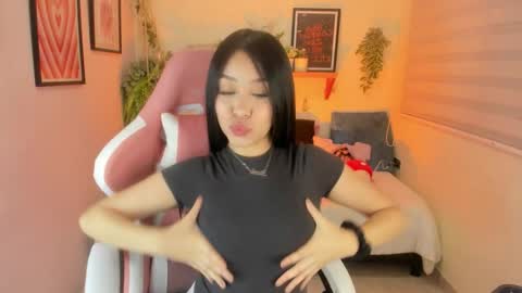 Snapshot of starlie_ chatting on 11-22-25, 03:05 Alisson online show from 11-22-25, 03:05