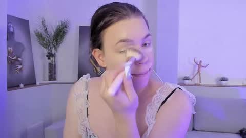 Snapshot of starlight_madison chatting on 02-10-26, 02:04 Madison online show from 02-10-26, 02:04