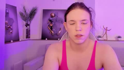 Snapshot of starlight_madison chatting on 02-14-26, 02:52 Madison online show from 02-14-26, 02:52