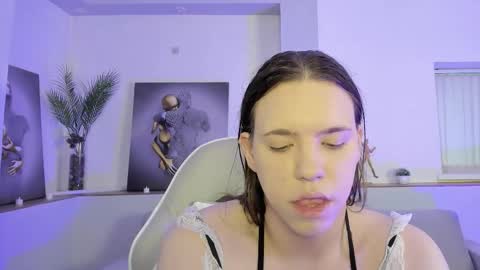 Snapshot of starlight_madison chatting on 02-21-26, 02:12 Madison online show from 02-21-26, 02:12