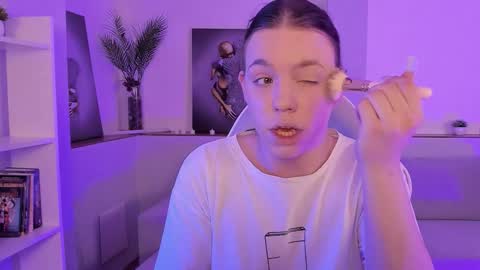 Snapshot of starlight_madison chatting on 02-28-26, 08:59 Madison online show from 02-28-26, 08:59