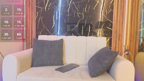 starlight_mature23_aws online show from 01-31-26, 10:41