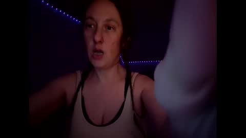 Snapshot of starqueen258 chatting on 05-24-26, 04:06 starqueen258 online show from 05-24-26, 04:06