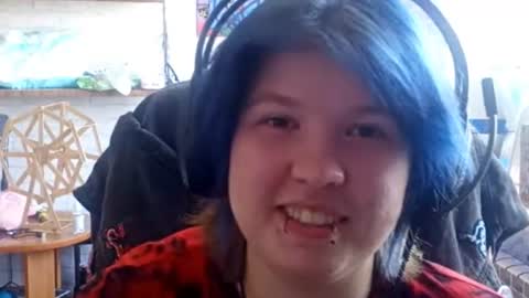 Lilly online show from 08-08-26, 09:44