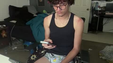 starryvari online show from 04-10-26, 05:28