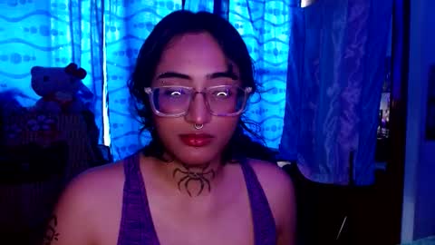 Snapshot of stars4spider_ chatting on 09-24-25, 09:29 online show from 09-24-25, 09:29