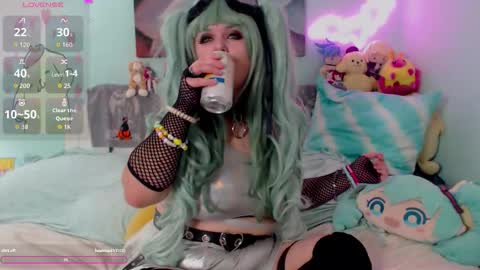 Saturn online show from 10-18-25, 03:31