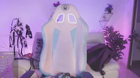 Yoko online show from 09-10-25, 12:27