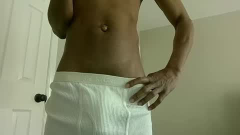 Snapshot of stayhard365 chatting on 02-25-26, 05:55 stayhard365 online show from 02-25-26, 05:55