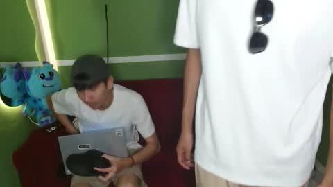 stebeen smith online show from 11-18-25, 03:12