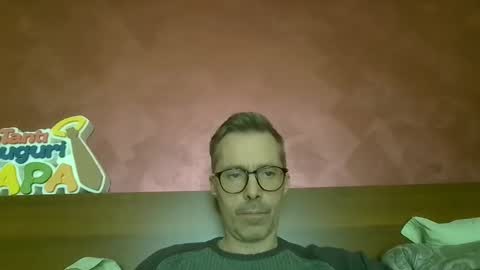 Snapshot of steel80 chatting on 03-05-25, 10:44 steel80 online show from 03-05-25, 10:44