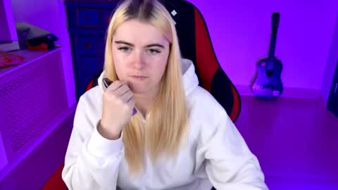 stef_nicks online show from 09-15-25, 09:09