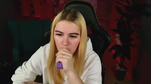 stef_nicks online show from 10-10-25, 09:30