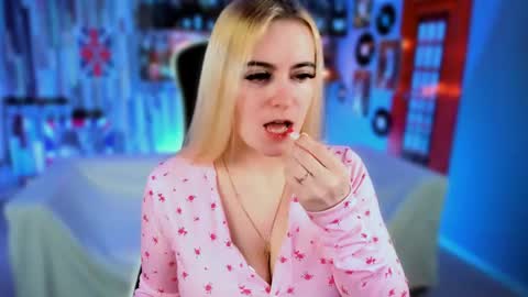 stef_nicks online show from 03-23-26, 09:02