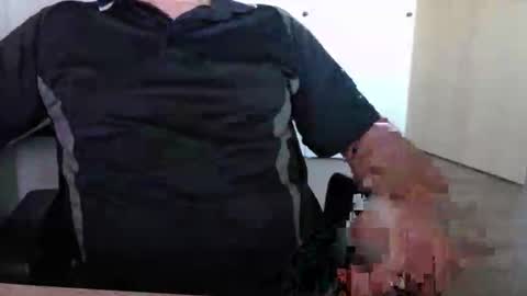 Snapshot of stefan2580 chatting on 12-27-24, 02:54 Stefan online show from 12-27-24, 02:54