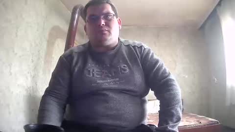Snapshot of stefan90pt chatting on 03-21-26, 08:52 Stefan online show from 03-21-26, 08:52