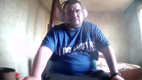Snapshot of stefan90pt chatting on 05-16-26, 11:53 Stefan online show from 05-16-26, 11:53