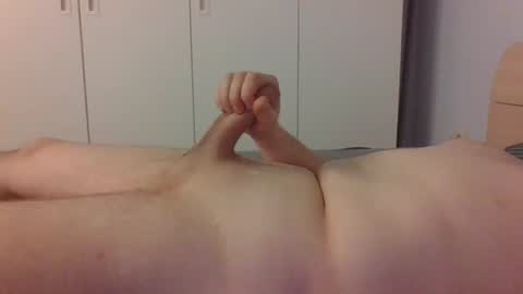 Snapshot of stefan951753 chatting on 06-18-26, 11:09 stefan951753 online show from 06-18-26, 11:09