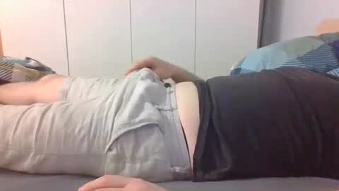 Snapshot of stefan951753 chatting on 06-28-26, 07:58 stefan951753 online show from 06-28-26, 07:58