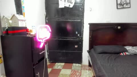 Snapshot of stefan_litleee chatting on 04-21-26, 01:53 julieth-cancer online show from 04-21-26, 01:53