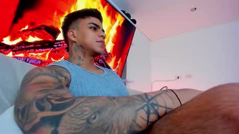 Snapshot of stefan_macallan chatting on 02-18-26, 04:08 Macallan online show from 02-18-26, 04:08