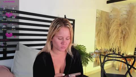 Snapshot of stefannny_ chatting on 12-27-24, 05:16 Stefanny online show from 12-27-24, 05:16
