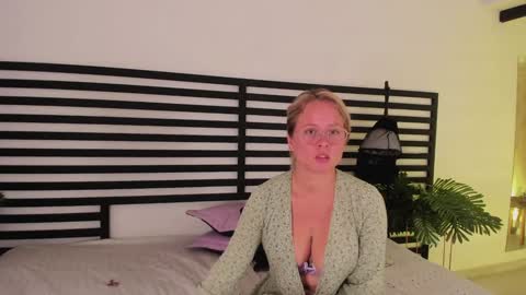 Snapshot of stefannny_ chatting on 01-14-25, 03:36 Stefanny online show from 01-14-25, 03:36