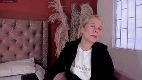 Snapshot of stefannny_ chatting on 01-07-26, 12:40 Stefanny online show from 01-07-26, 12:40