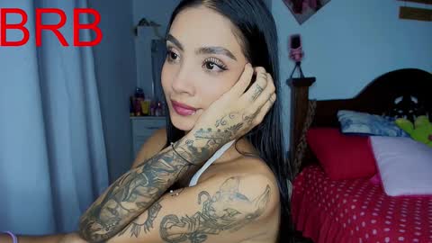 Snapshot of stefanny_pllus chatting on 11-13-25, 12:09 Im MiaIts my first day here online show from 11-13-25, 12:09