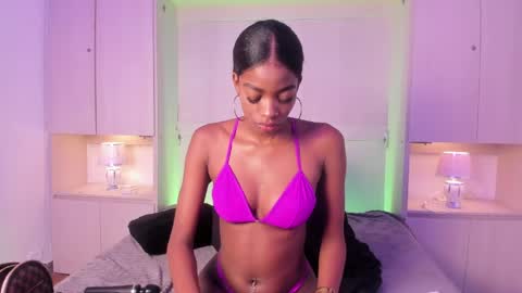stefannyevans_ online show from 06-06-26, 12:43