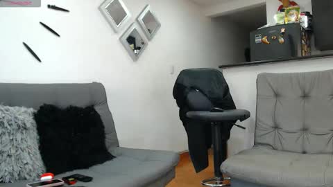 Stefy Milf online show from 10-18-25, 01:45