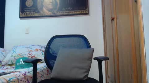 stefanodangelo01 online show from 11-06-25, 02:07