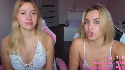 stefany_and_bettany online show from 10-21-25, 11:55