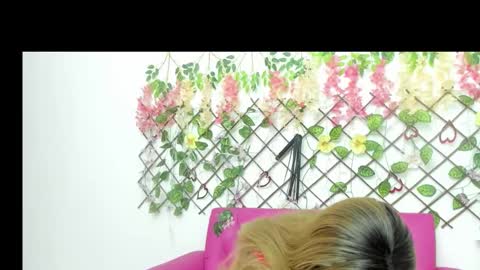 Snapshot of stefany_bitch chatting on 10-26-25, 07:53 stefany_bitch online show from 10-26-25, 07:53