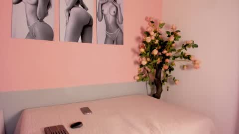 Stefany online show from 11-24-25, 11:21