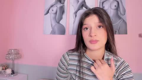 Stefany online show from 04-12-26, 12:32