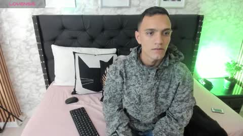 stefany_pablo1 online show from 01-31-25, 12:29