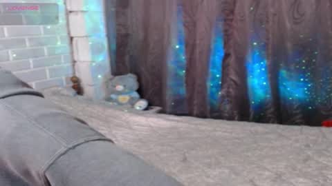 stefany_pablo1 online show from 10-23-25, 12:26