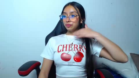 Stefanny lopez online show from 03-05-25, 12:00