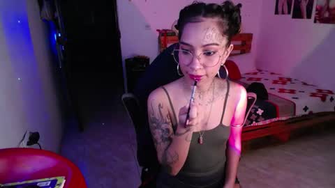   online show from 11-07-25, 04:45