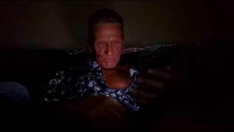 stefy1037 online show from 09-10-25, 02:55